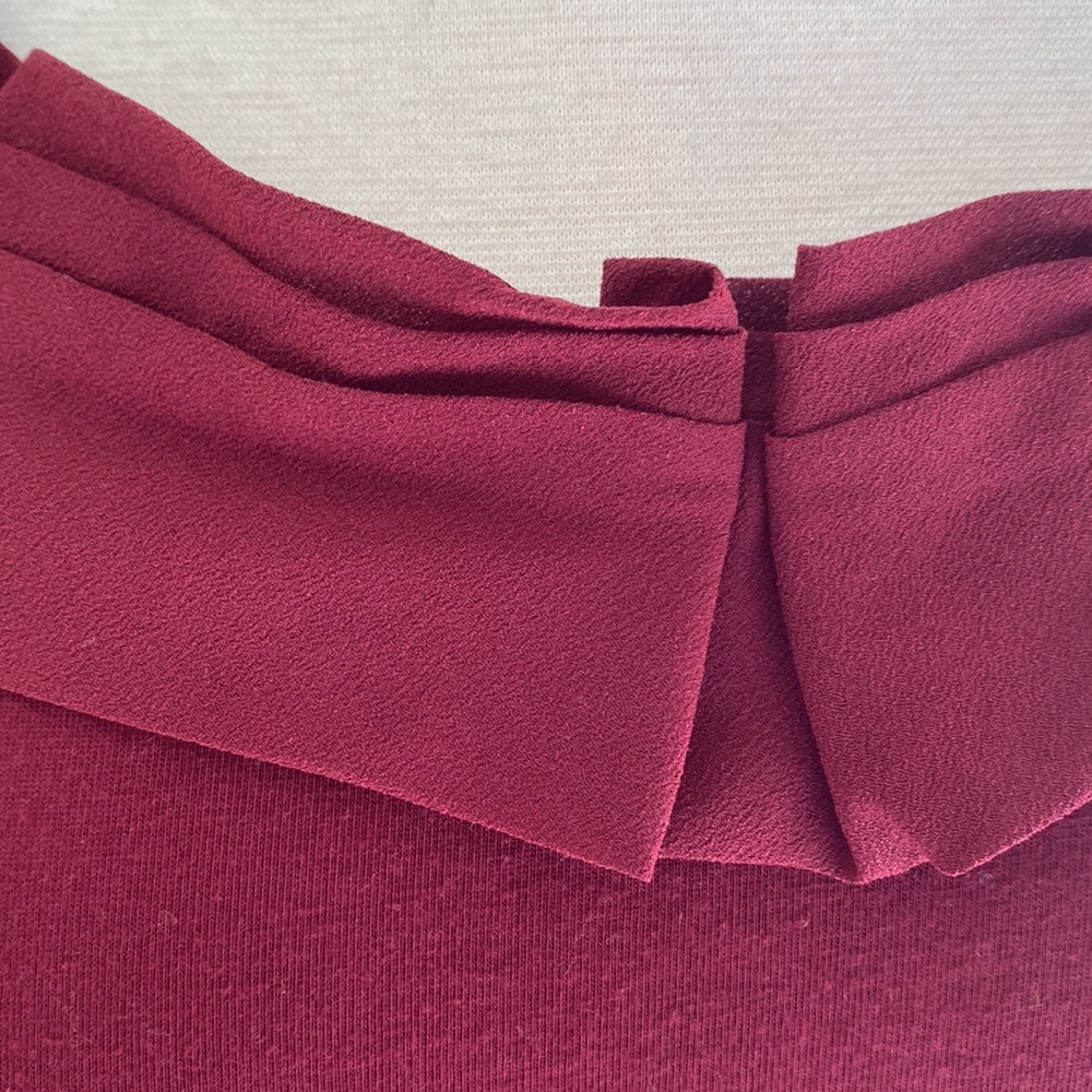 • Talbots Pleated Top • - Picture 5 of 6